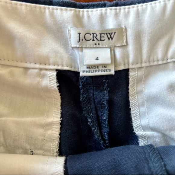 J Crew | Navy Scalloped Linen and Cotton Shorts - Picture 7 of 8